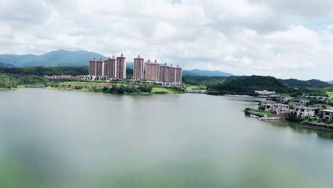 雅居樂白鷺湖 君湖會 全湖景 三房 最實惠一套120平108萬